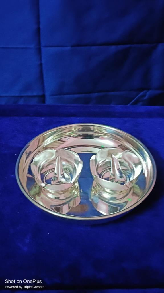 Combo-Harathi plate with new model small diyas.