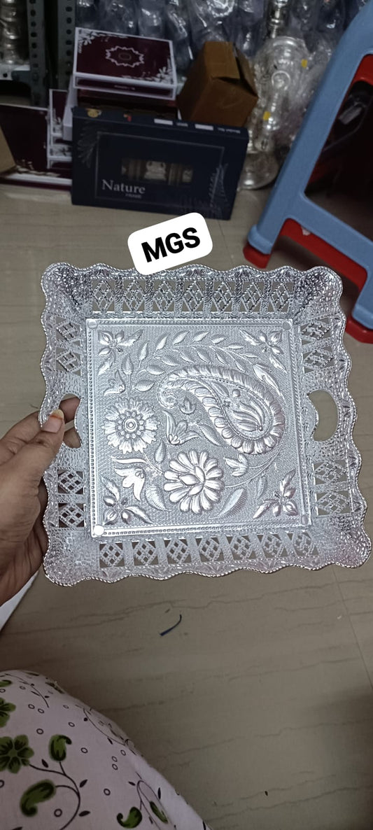 Square plate coated with silver